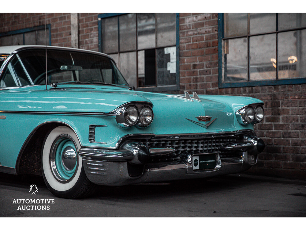 Cadillac Limousine De Ville V8 1958, DM-81-32
