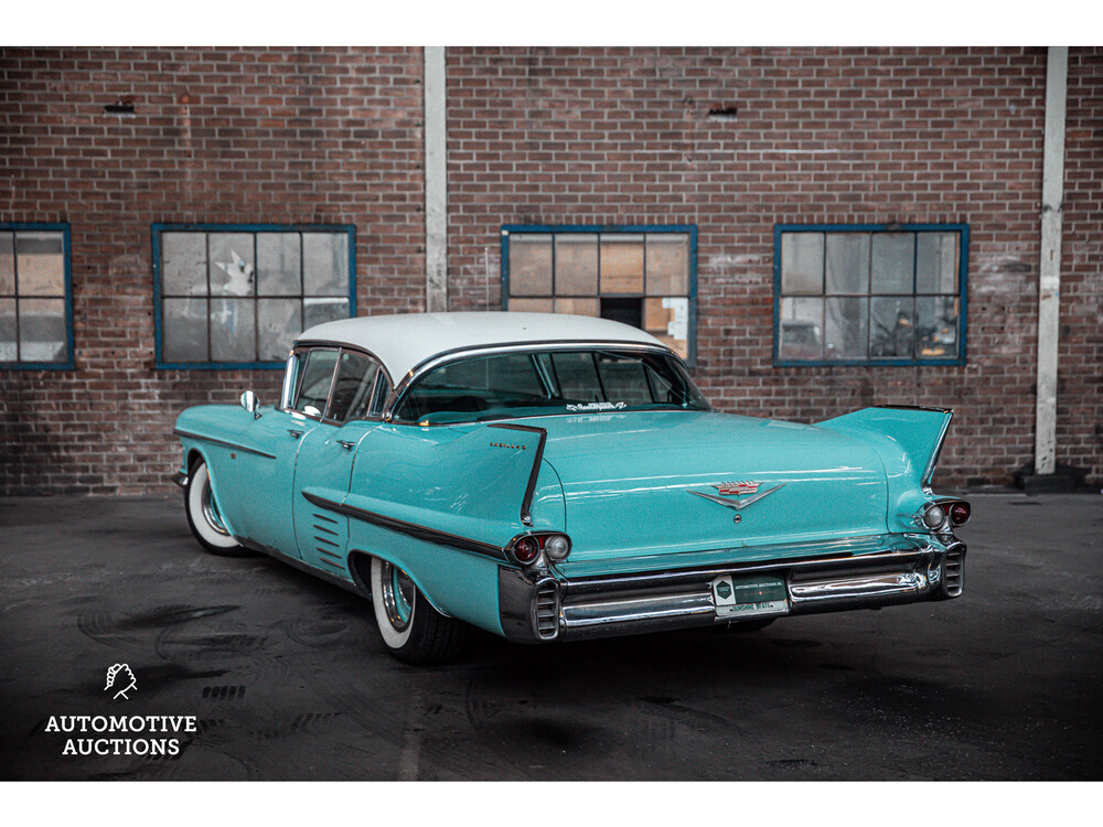 Cadillac Limousine De Ville V8 1958, DM-81-32