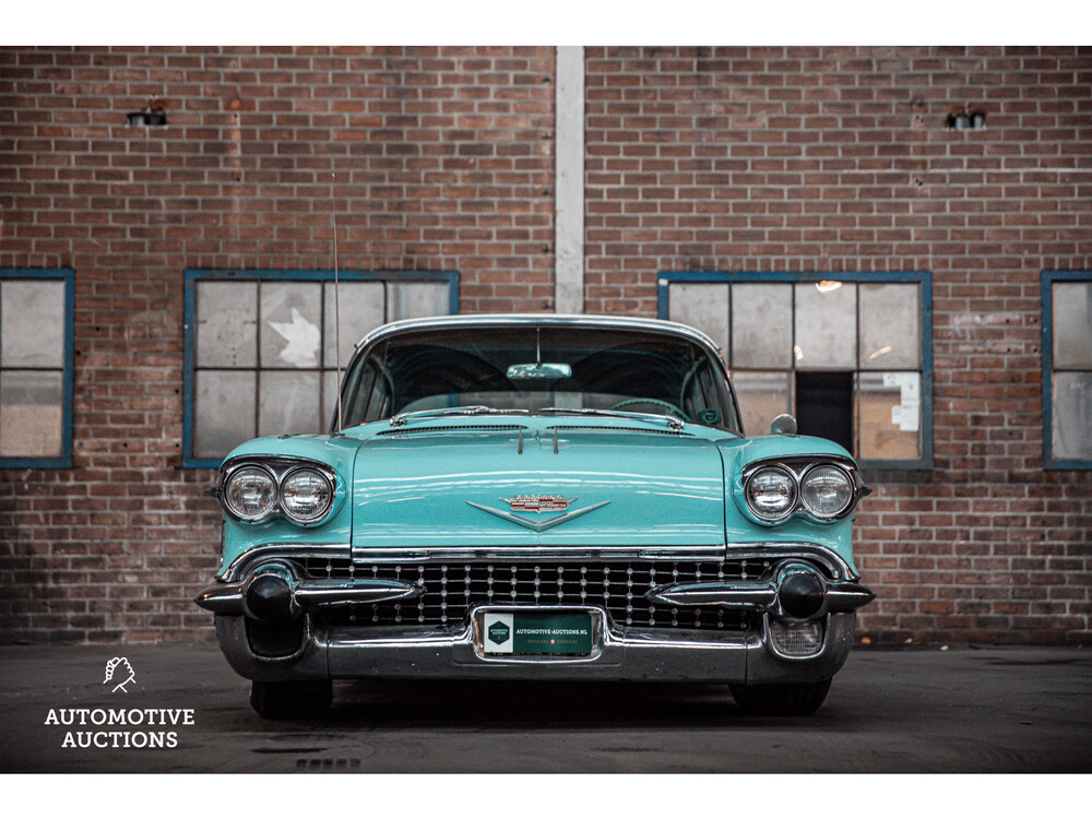 Cadillac Limousine De Ville V8 1958, DM-81-32