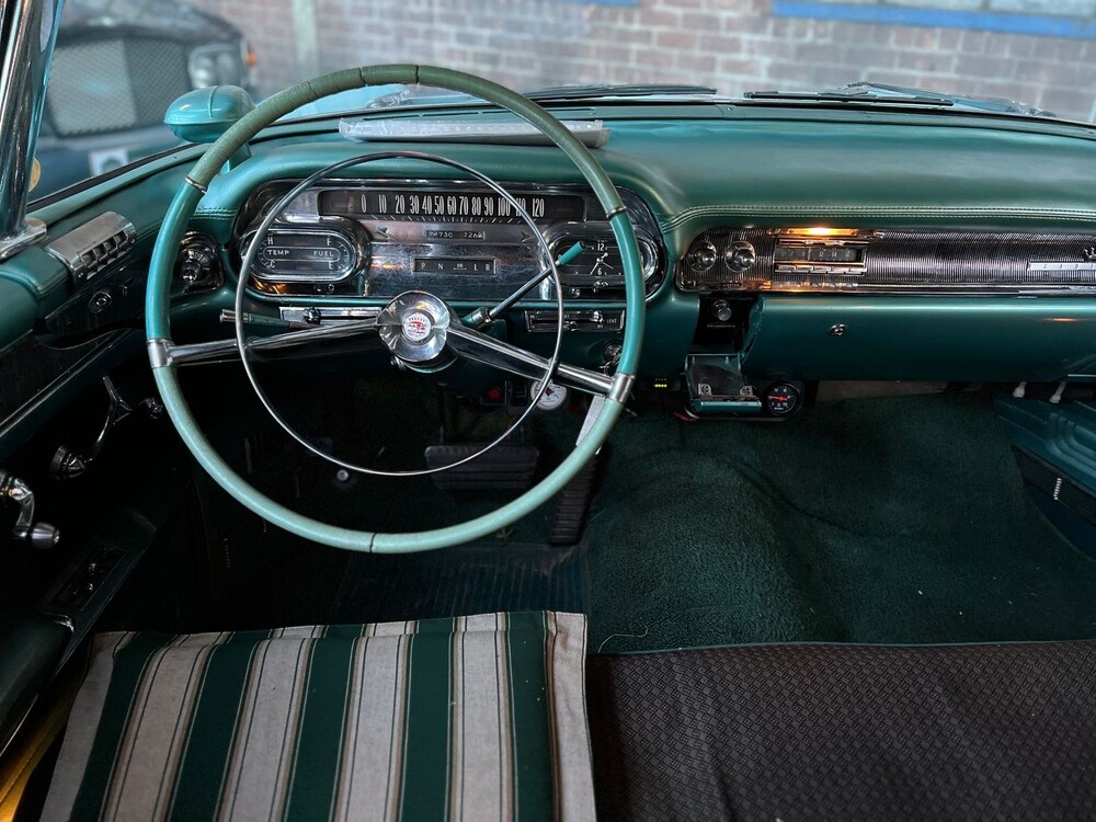 Cadillac Limousine De Ville V8 1958, DM-81-32