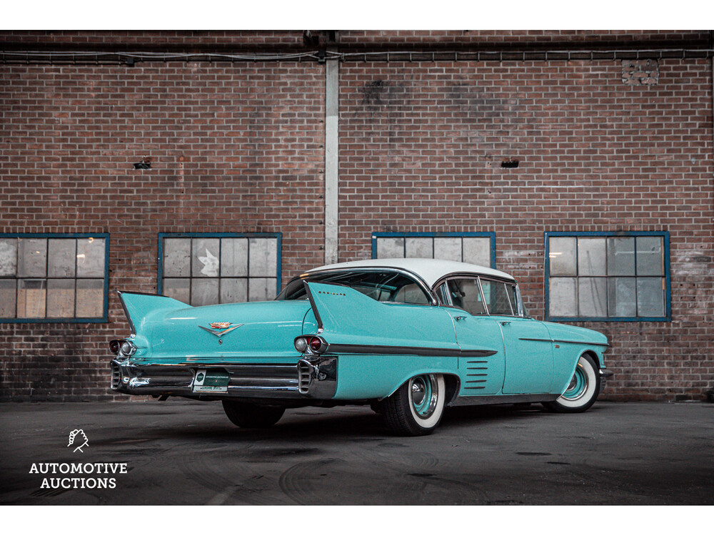 Cadillac Limousine De Ville V8 1958, DM-81-32