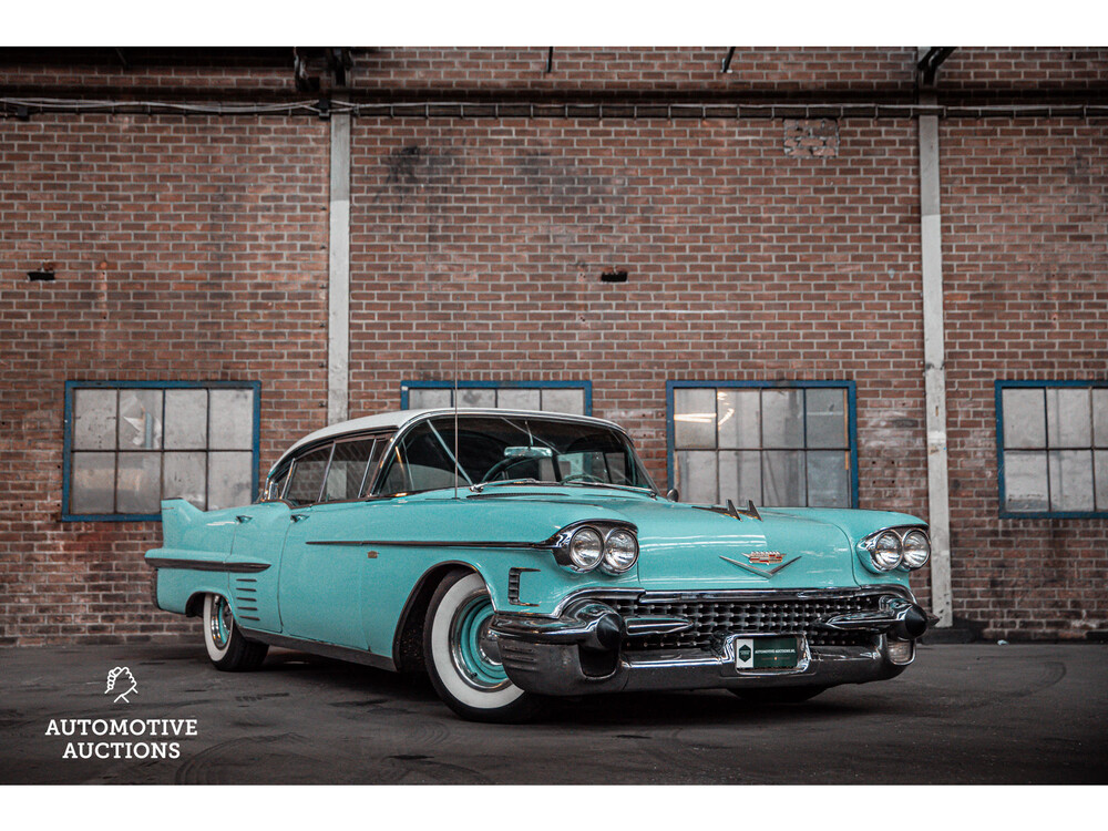 Cadillac Limousine De Ville V8 1958, DM-81-32