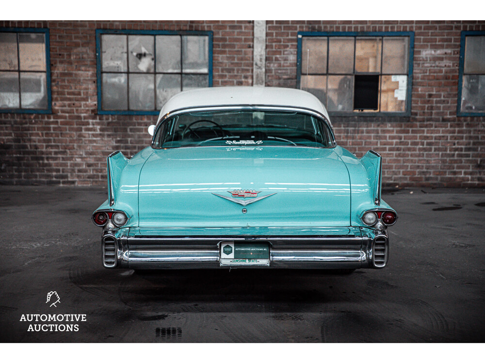 Cadillac Limousine De Ville V8 1958, DM-81-32