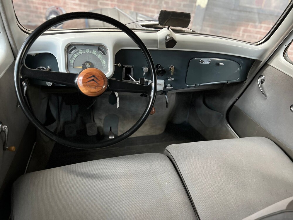 Citroen Traction 11B Normal 60PS 1953, DZ-90-71