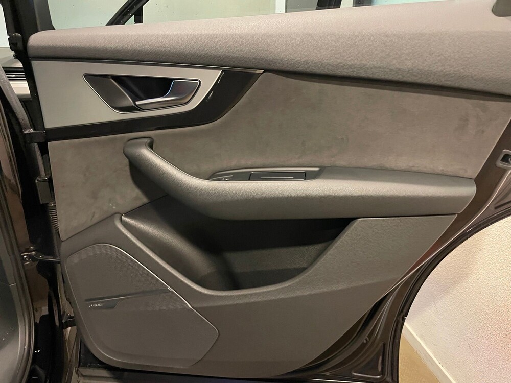 Audi Q7 S-Line 3.0 TDI V6 Quattro Pro Line + 7-seater 272hp 2015, JZ-184-L