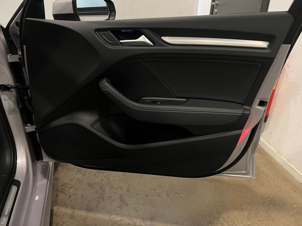 Audi A3 Limousine S-Line 1.4 TFSI 150hp 2014 -Orig. EN-, 6-XHD-73