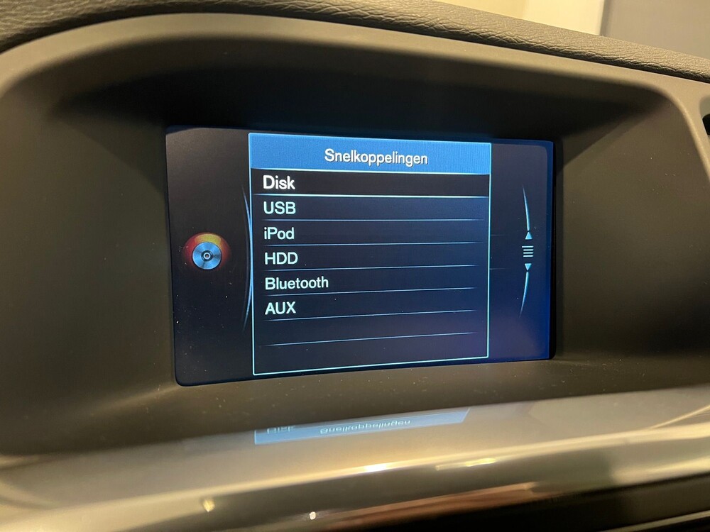 Volvo V60 2.0 D3 R-Design 150PS 2016, XR-726-J