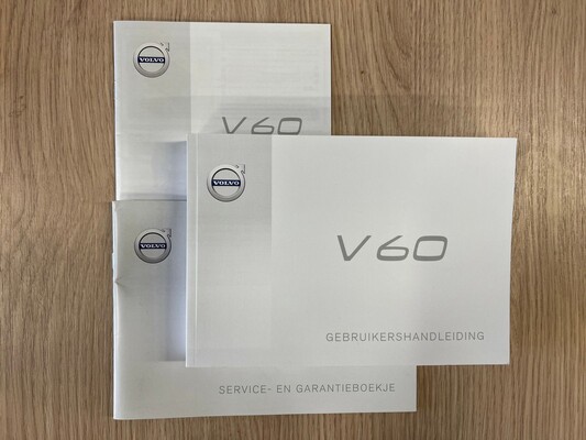 Volvo V60 2.0 D3 R-Design 150pk 2016, XR-726-J