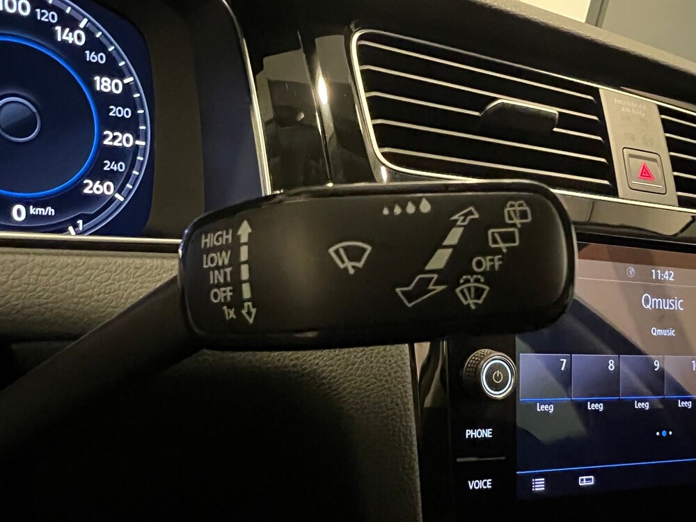 Volkswagen Golf Variant 1.4 TSI Highline Business R 150hp 2018, SP-298-B