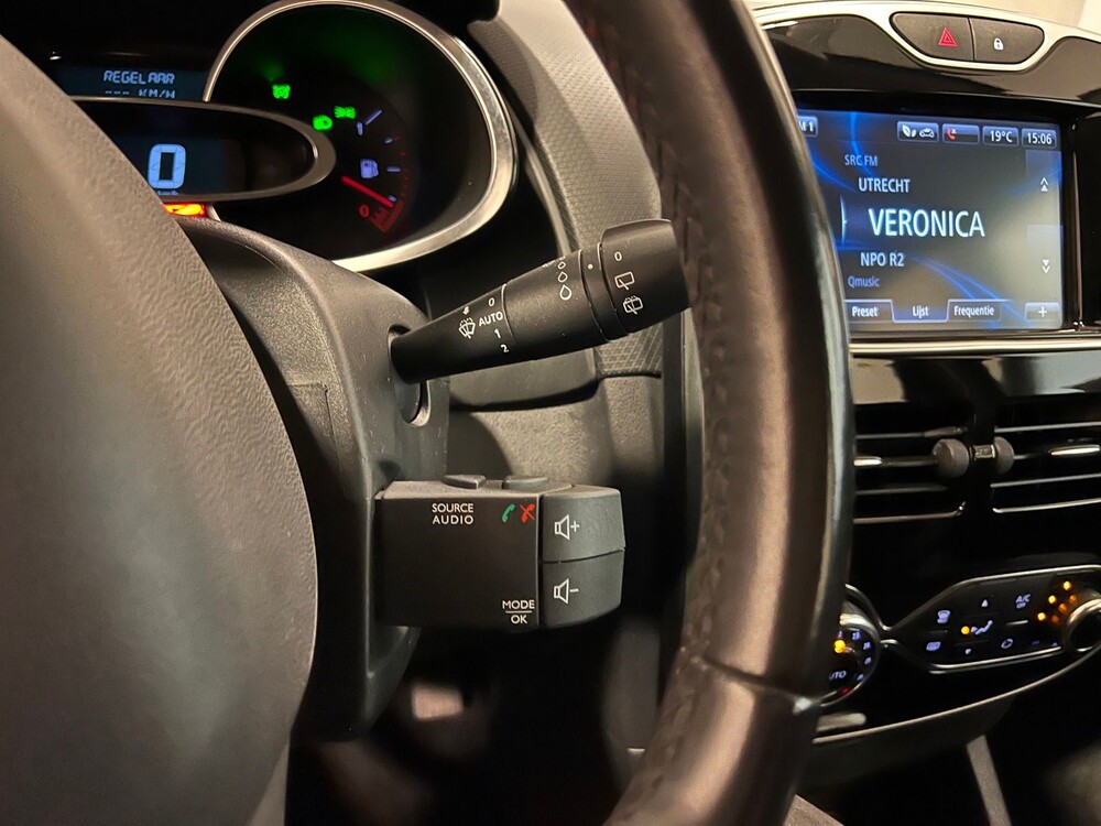 Renault Clio Estate TCe Dynamique 90hp 2016 -Orig. NL-, JN-484-L