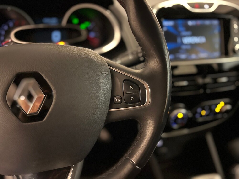 Renault Clio Estate TCe Dynamique 90hp 2016 -Orig. NL-, JN-484-L