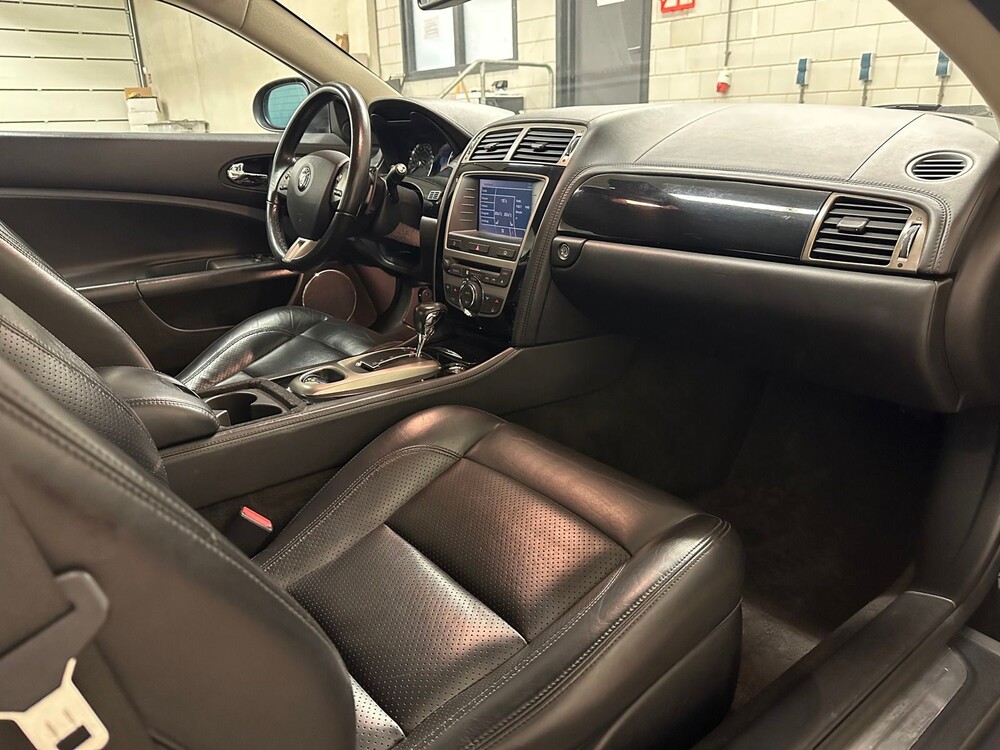 Jaguar XK 4.2 V8 Coupé 298PS 2007, 52-TT-JJ -Youngtimer-