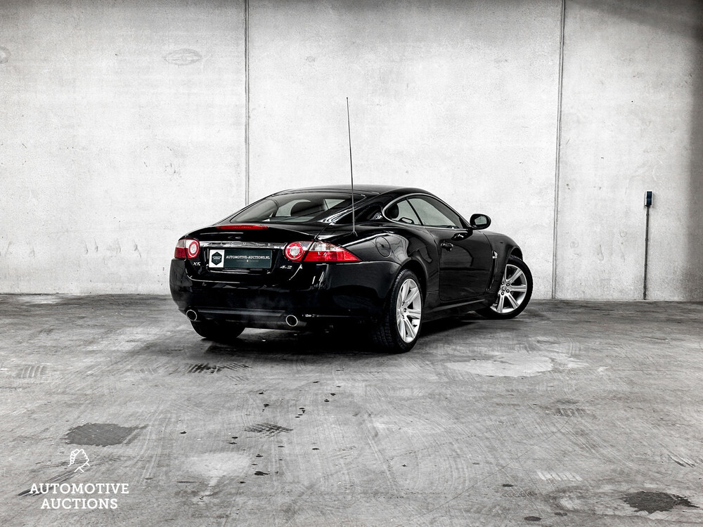 Jaguar XK 4.2 V8 Coupé 298PS 2007, 52-TT-JJ -Youngtimer-