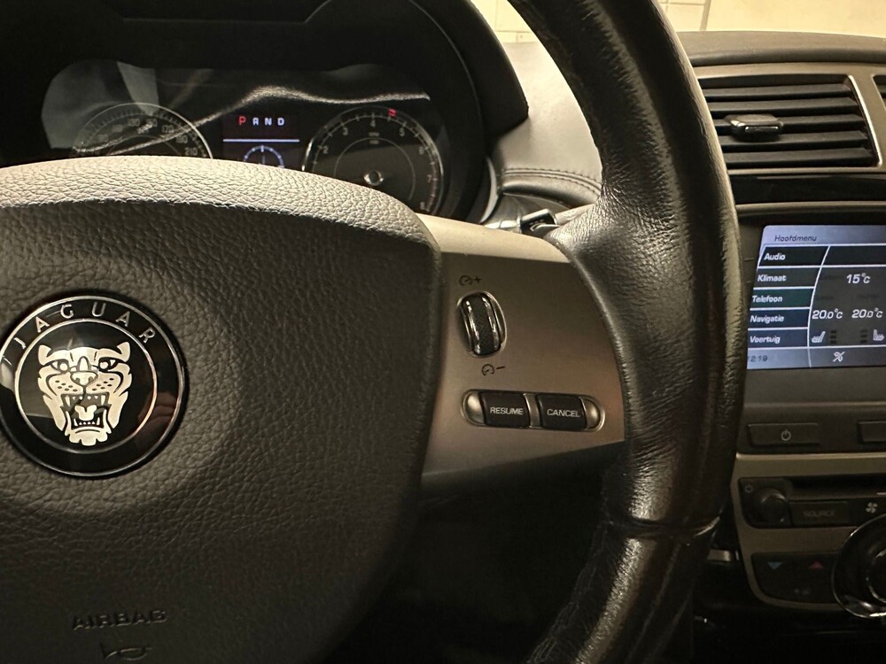 Jaguar XK 4.2 V8 Coupé 298PS 2007, 52-TT-JJ -Youngtimer-