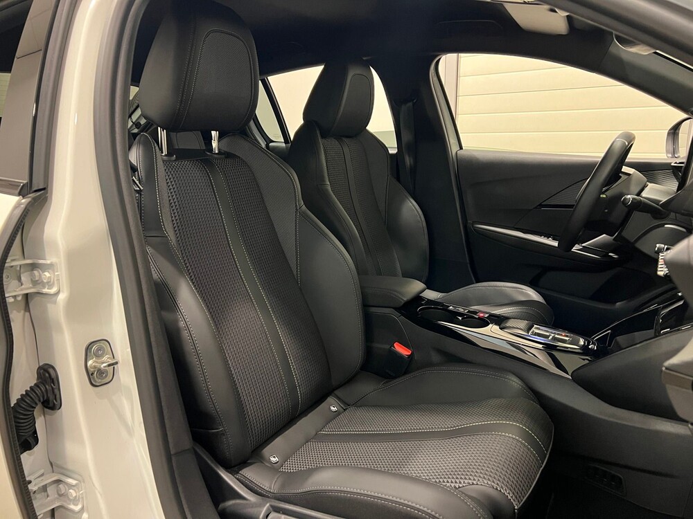 Peugeot e-208 EV GT Pack 50 kWh 136PS 2022, T-517-PX -Herstellergarantie-