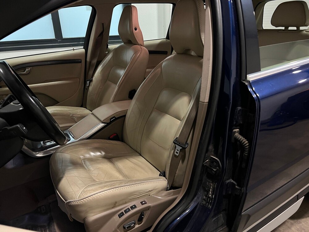 Volvo XC70 D5 Ocean Race 215PS 2011 -Orig. GB-, 87-SHD-3-KARTON