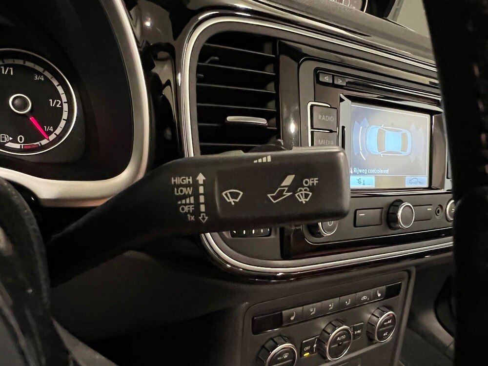 Volkswagen Käfer Cabriolet 1.4 TSI Sport 160PS 2014, GD-609-V