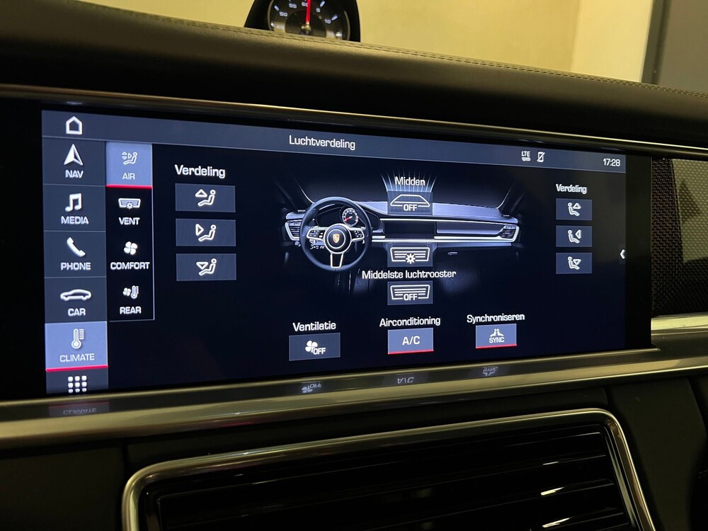 Porsche Panamera Sport Turismo GTS 4.0 V8 460PS Sport-Chrono 2019 -Orig. NL-, XJ-443-K