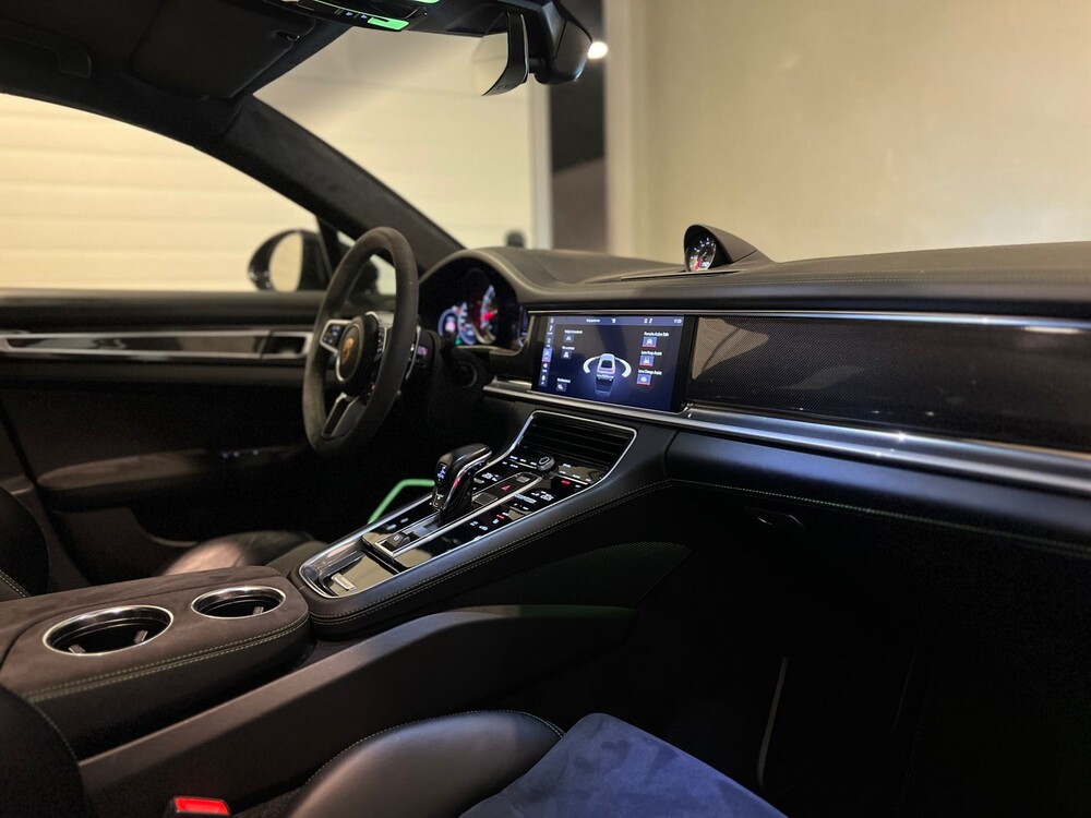 Porsche Panamera Sport Turismo GTS 4.0 V8 460PS Sport-Chrono 2019 -Orig. NL-, XJ-443-K