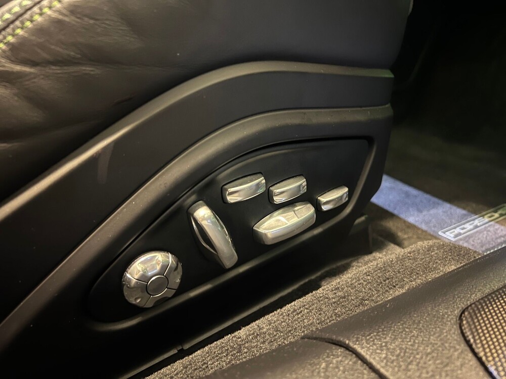 Porsche Panamera Sport Turismo GTS 4.0 V8 460PS Sport-Chrono 2019 -Orig. NL-, XJ-443-K