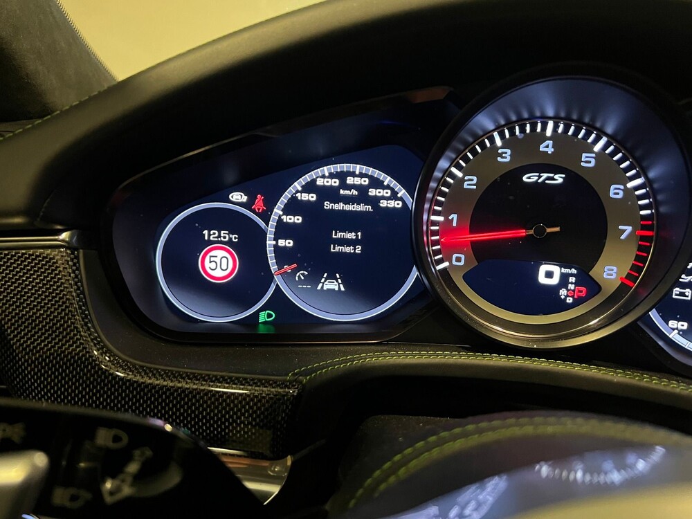 Porsche Panamera Sport Turismo GTS 4.0 V8 460PS Sport-Chrono 2019 -Orig. NL-, XJ-443-K