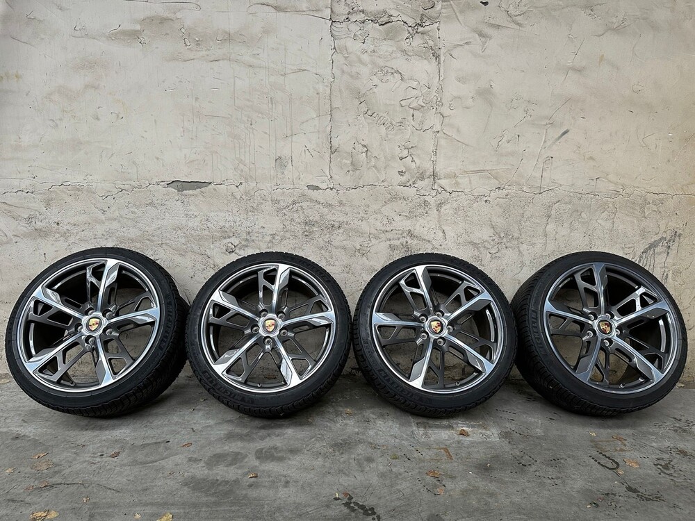 Porsche Taycan Cross Turismo 4 93kWh 381PS Sport-Chrono ORG-NL, L-175-SF