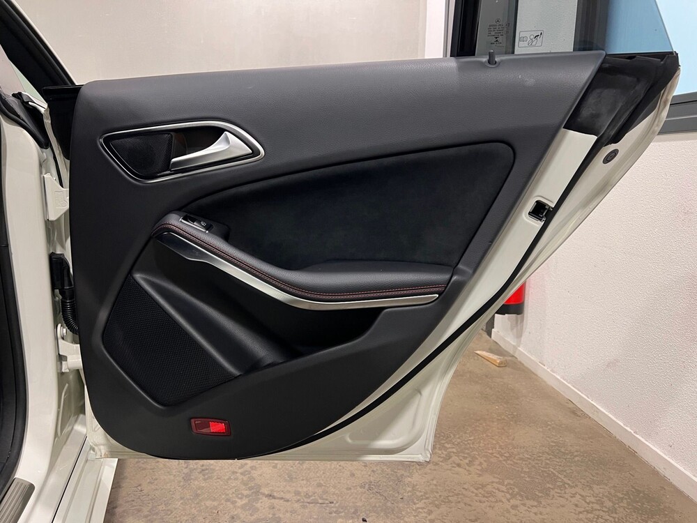 Mercedes-Benz CLA200 d AMG Shooting Brake Business Solution CLA Klasse