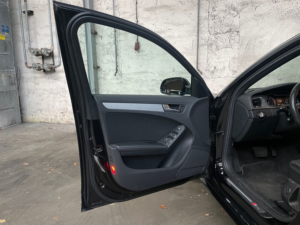 Audi A4 Avant 1.8 TFSI S-Line 170PS 2013 -orig. NL-, 8-KBB-08