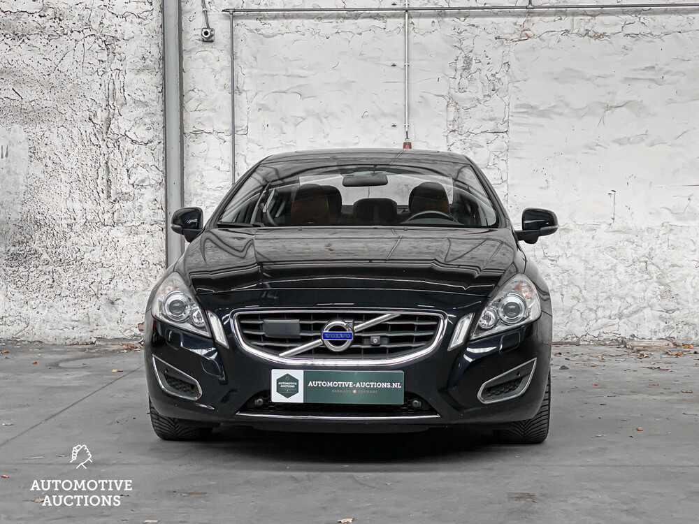 Volvo S60 3.0 T6 AWD Summum 305PS 2010 -Orig. GB-50-LTS-5-KARTON