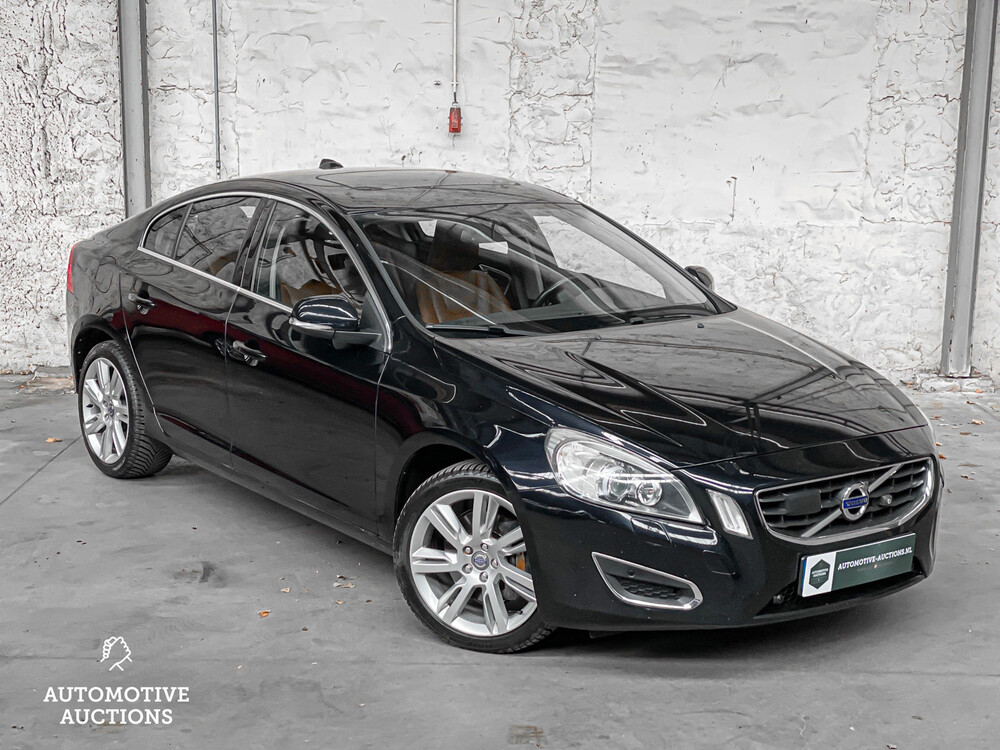Volvo S60 3.0 T6 AWD Summum 305PS 2010 -Orig. GB-50-LTS-5-KARTON