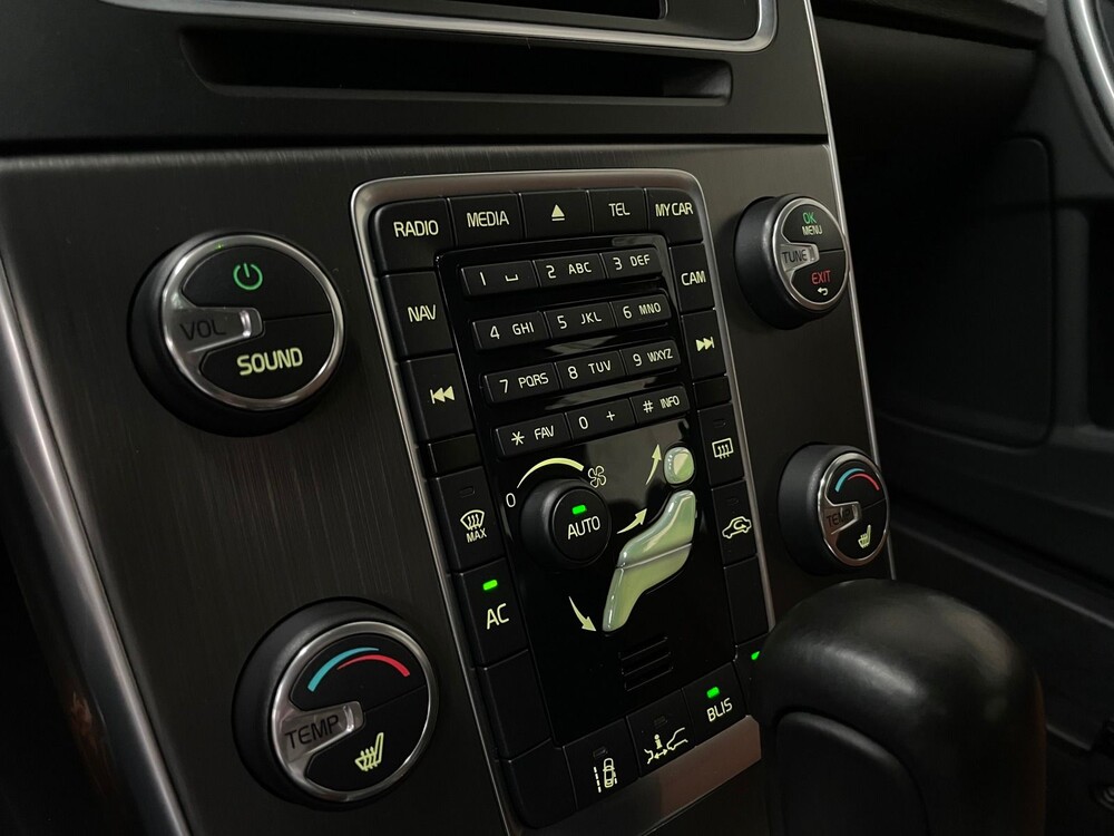 Volvo S60 3.0 T6 AWD Summum 305PS 2010 -Orig. GB-50-LTS-5-KARTON