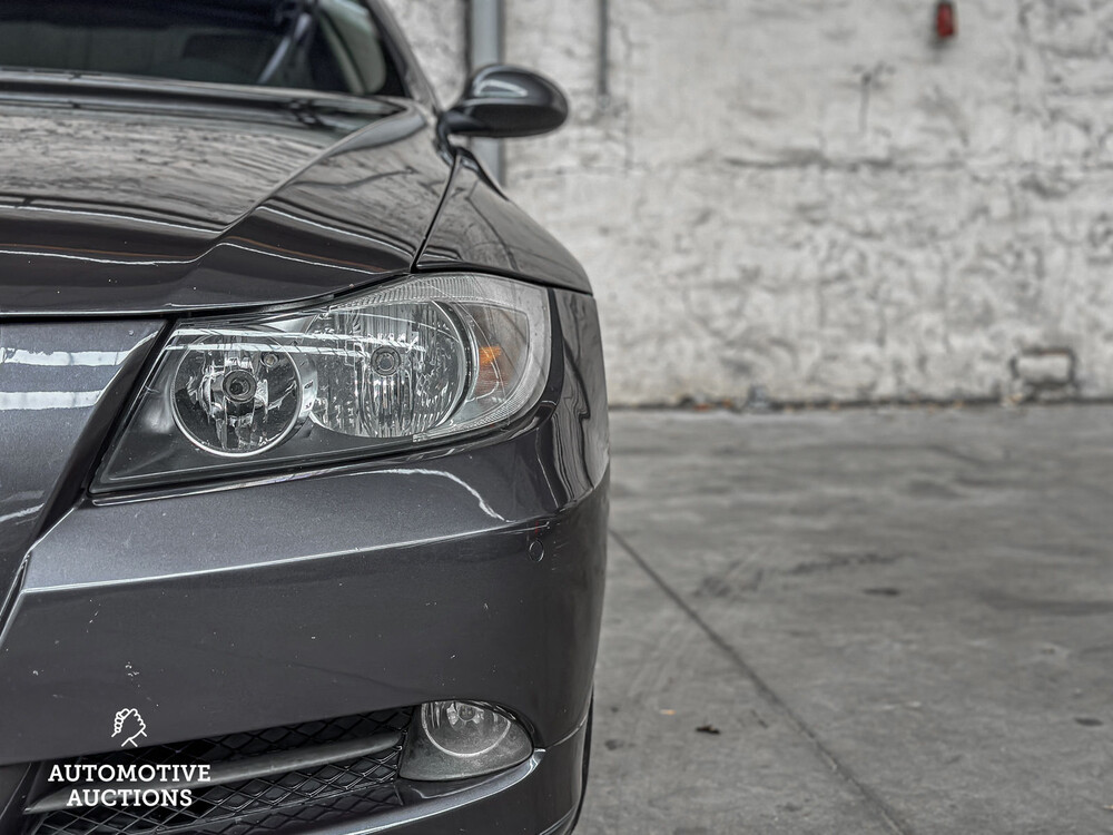 BMW 325i Dynamic Executive 218hp 2005 3 Series, 7-XFV-97