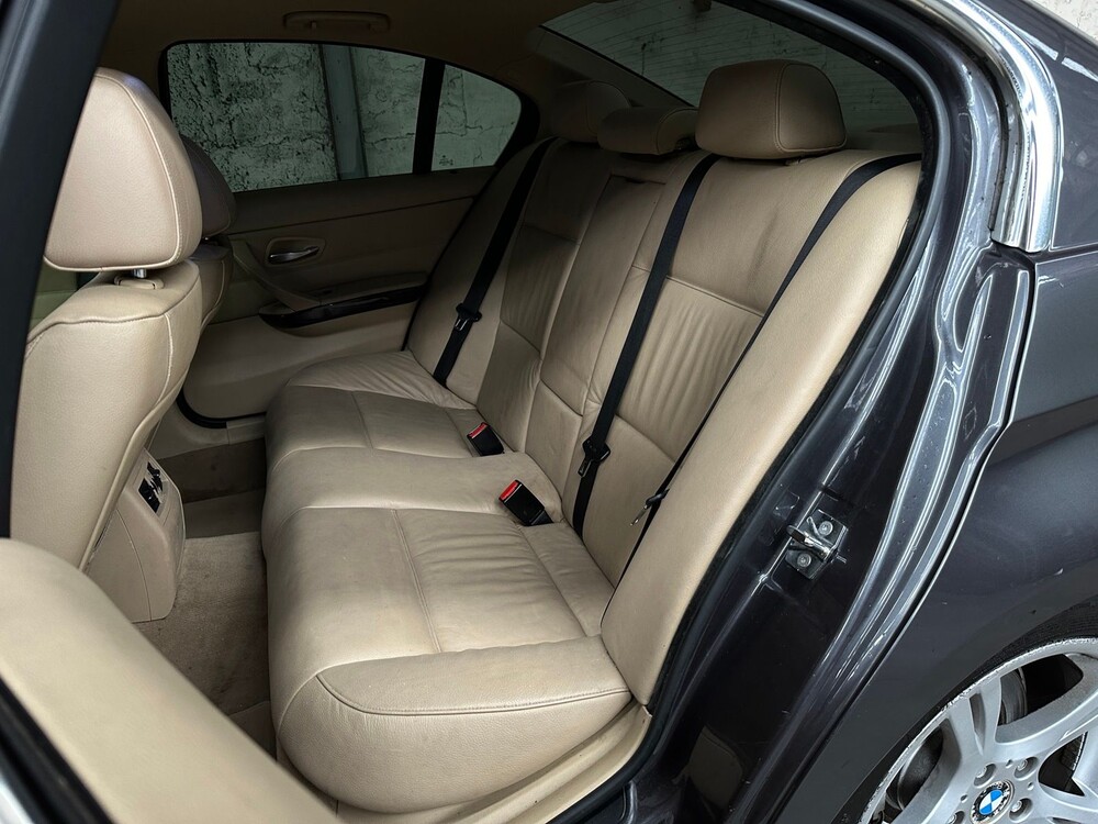 BMW 325i Dynamic Executive 218hp 2005 3 Series, 7-XFV-97