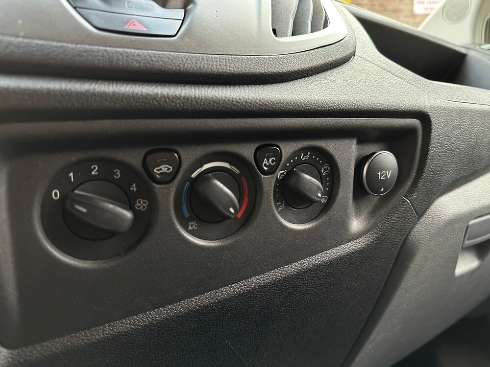 Ford Transit 350L 2.2 TDCI 125PS 2016, V-062-RG