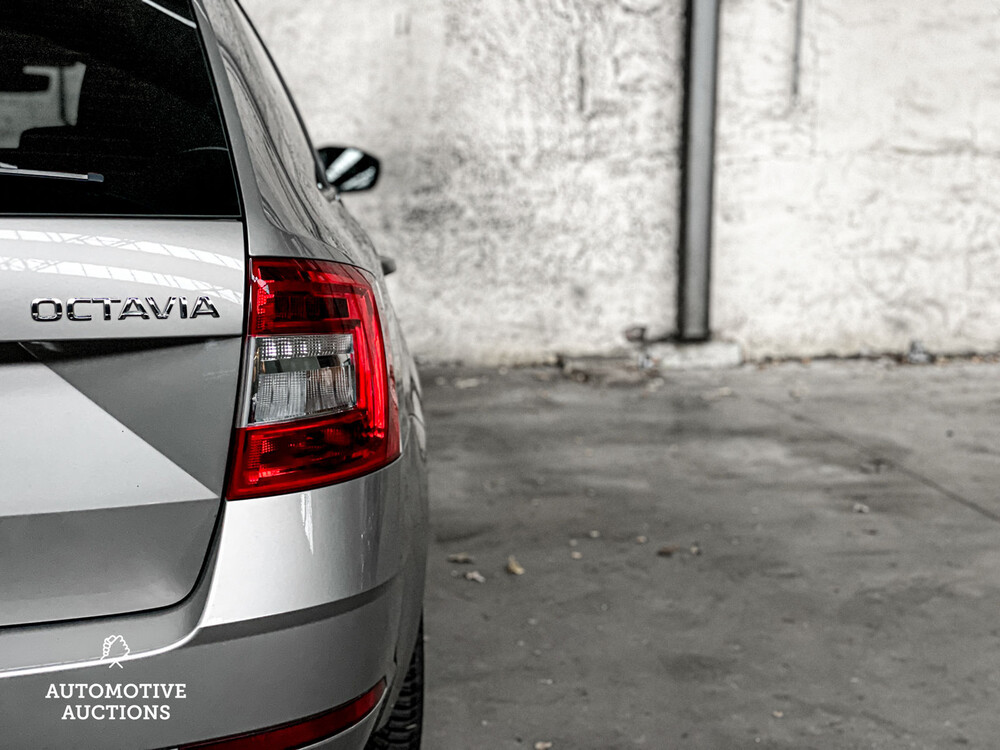 Skoda Octavia Combi 1.0 TSI Grt Amb. Bns 116PS 2019 -Orig. NL-, XR-784-V