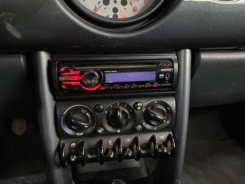 Mini Cooper 1.6 116hp 2003, 75-SFH-7