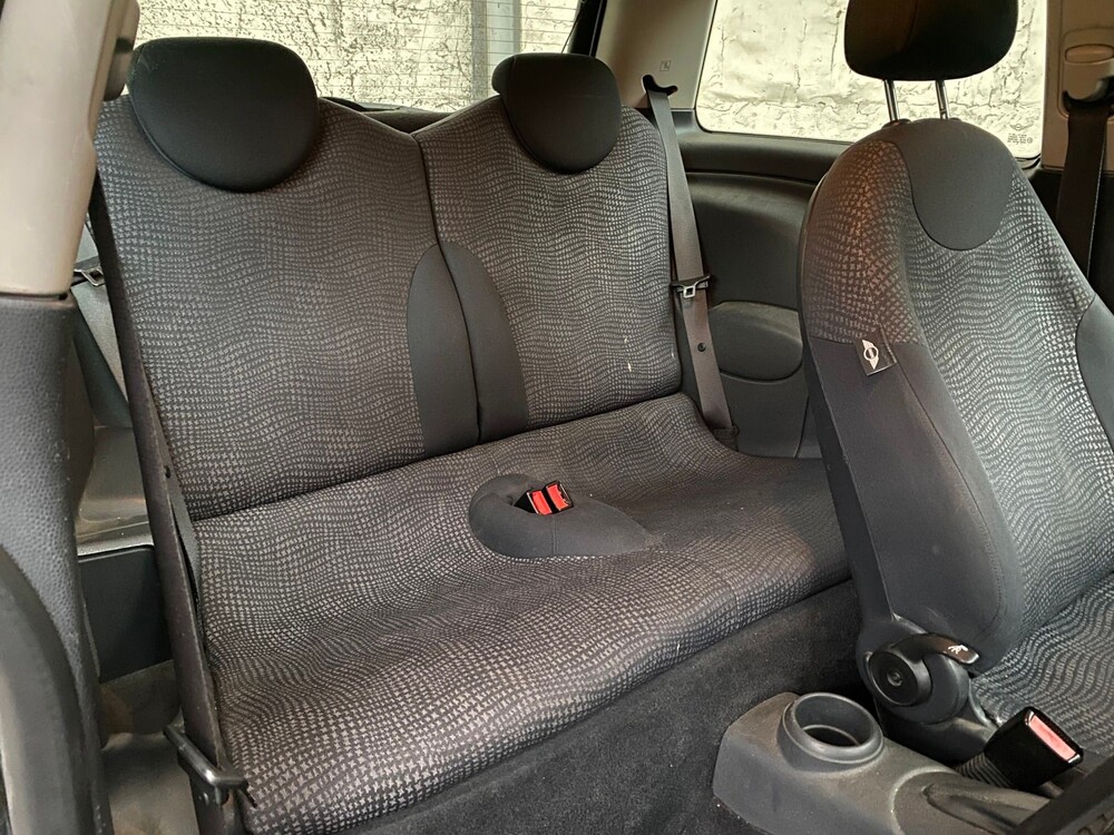 Mini Cooper 1.6 116hp 2003, 75-SFH-7
