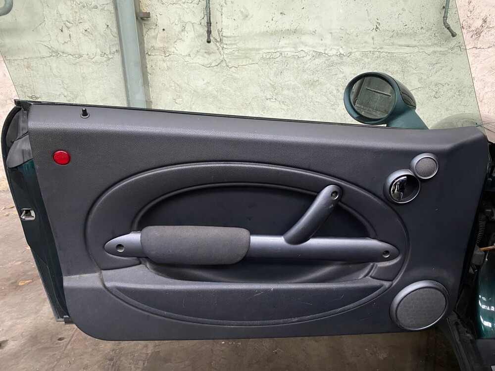 Mini Cooper 1.6 116hp 2003, 75-SFH-7