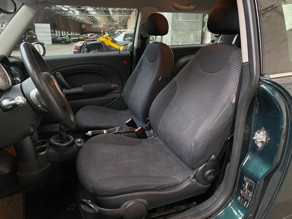 Mini Cooper 1.6 116hp 2003, 75-SFH-7