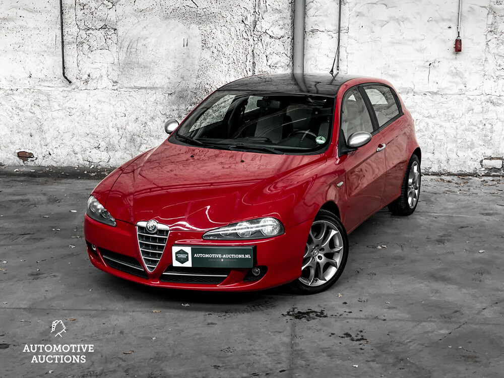 Alfa Romeo 147 1.6 TS Blackline II 105hp 2007 -Orig. NL- 60-XR-ZN