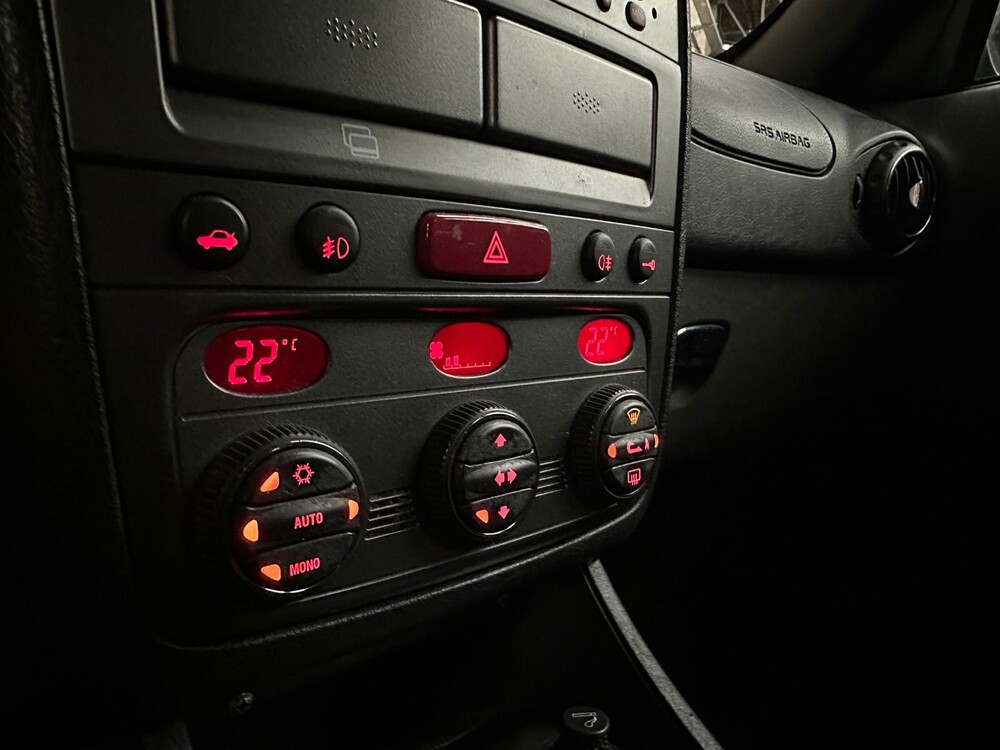 Alfa Romeo 147 1.6 TS Blackline II 105hp 2007 -Orig. NL- 60-XR-ZN