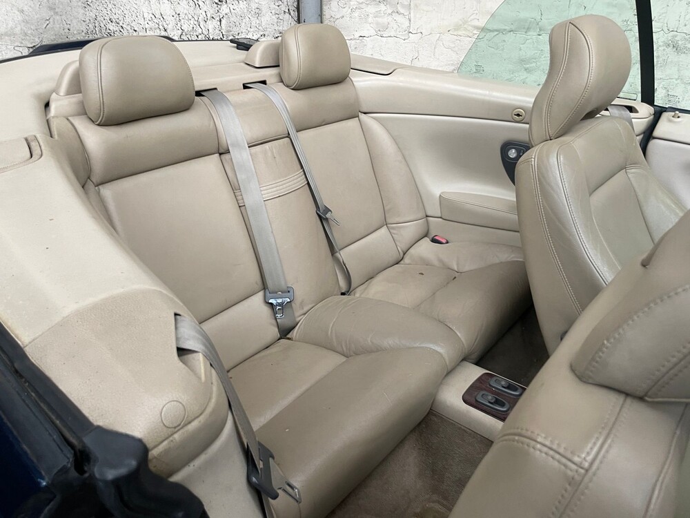 Volvo C70 Convertible 2.3 T5 Luxury 239hp 2000, 51-RJ-BZ