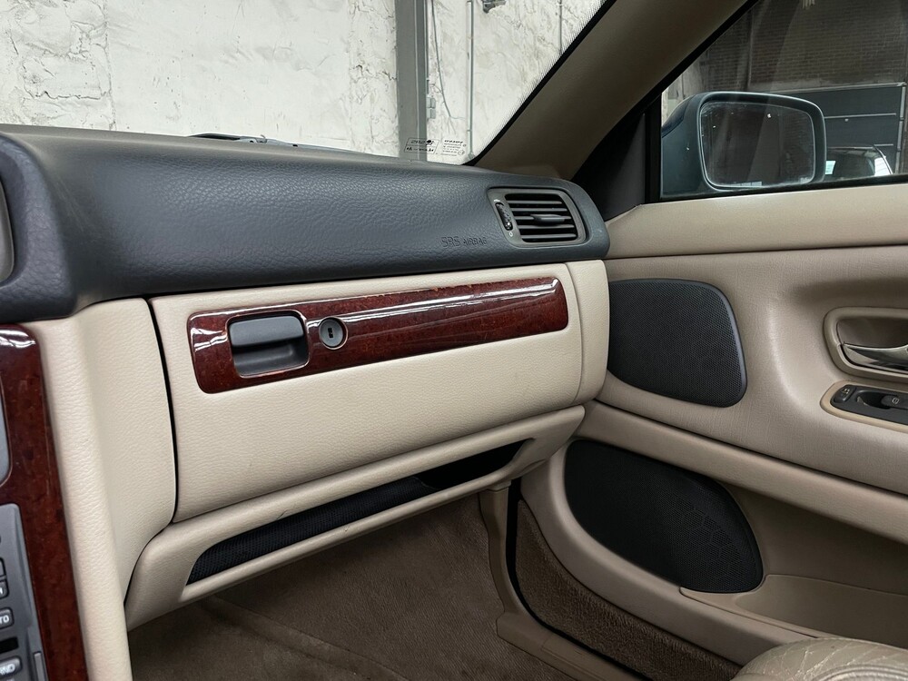 Volvo C70 Convertible 2.3 T5 Luxury 239hp 2000, 51-RJ-BZ