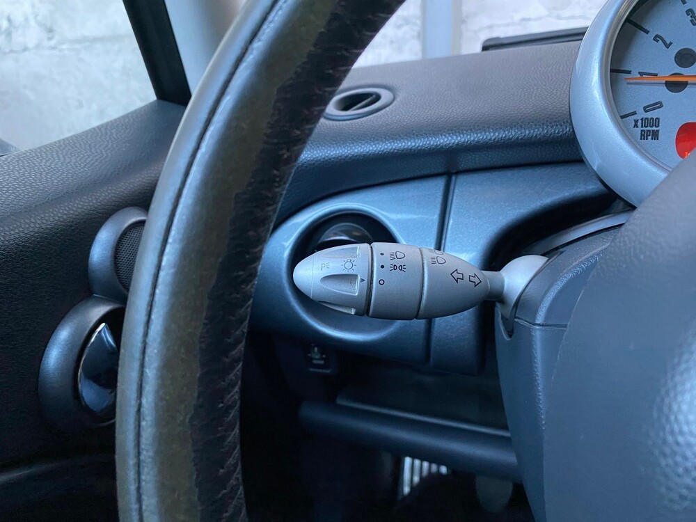 Mini Cooper S 1.6 163PS 2002, 82-JNL-1