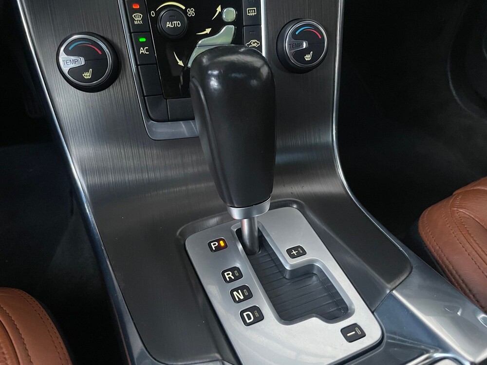 Volvo S60 2.0 T5 Summum 241PS 2012, X-014-FR