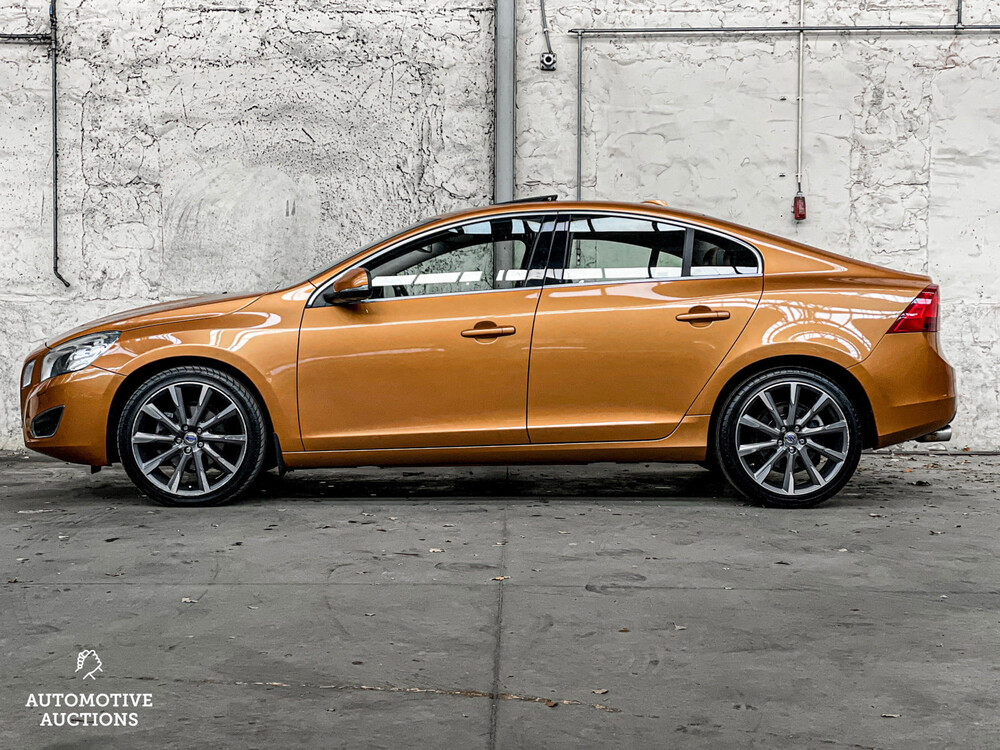 Volvo S60 2.0 T5 Summum 241PS 2012, X-014-FR