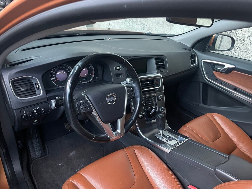 Volvo S60 2.0 T5 Summum 241PS 2012, X-014-FR