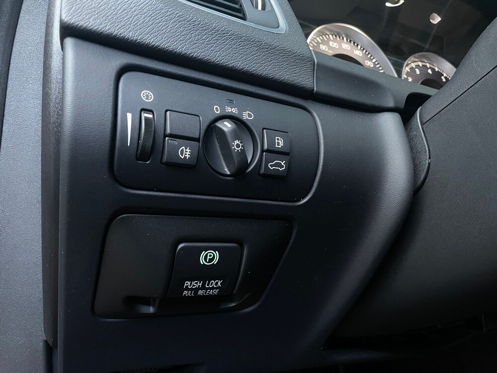 Volvo S60 2.0 T5 Summum 241PS 2012, X-014-FR