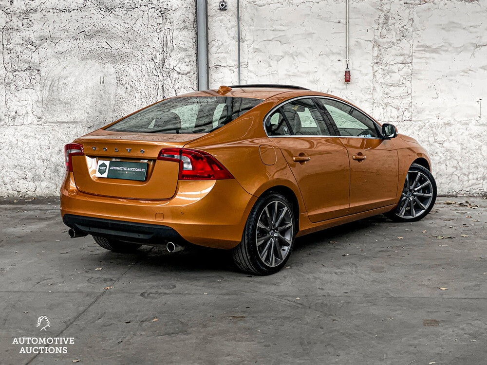 Volvo S60 2.0 T5 Summum 241PS 2012, X-014-FR