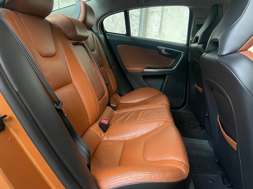 Volvo S60 2.0 T5 Summum 241PS 2012, X-014-FR